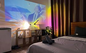 H2T Hotel - Center Bui Vien